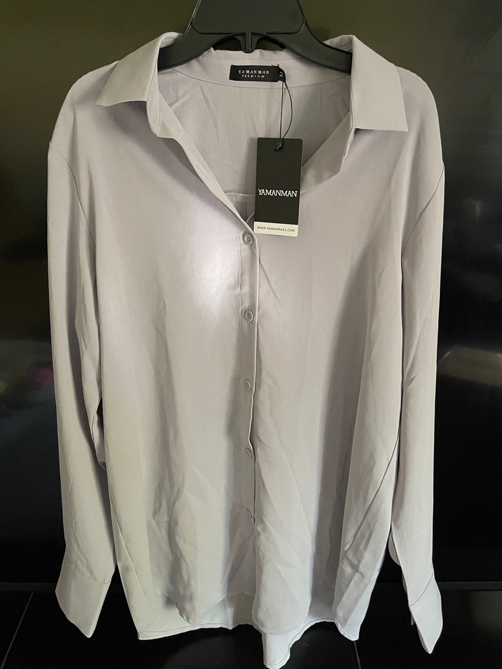 Yamaman Women’s Light Gray Button-Up Blouse
